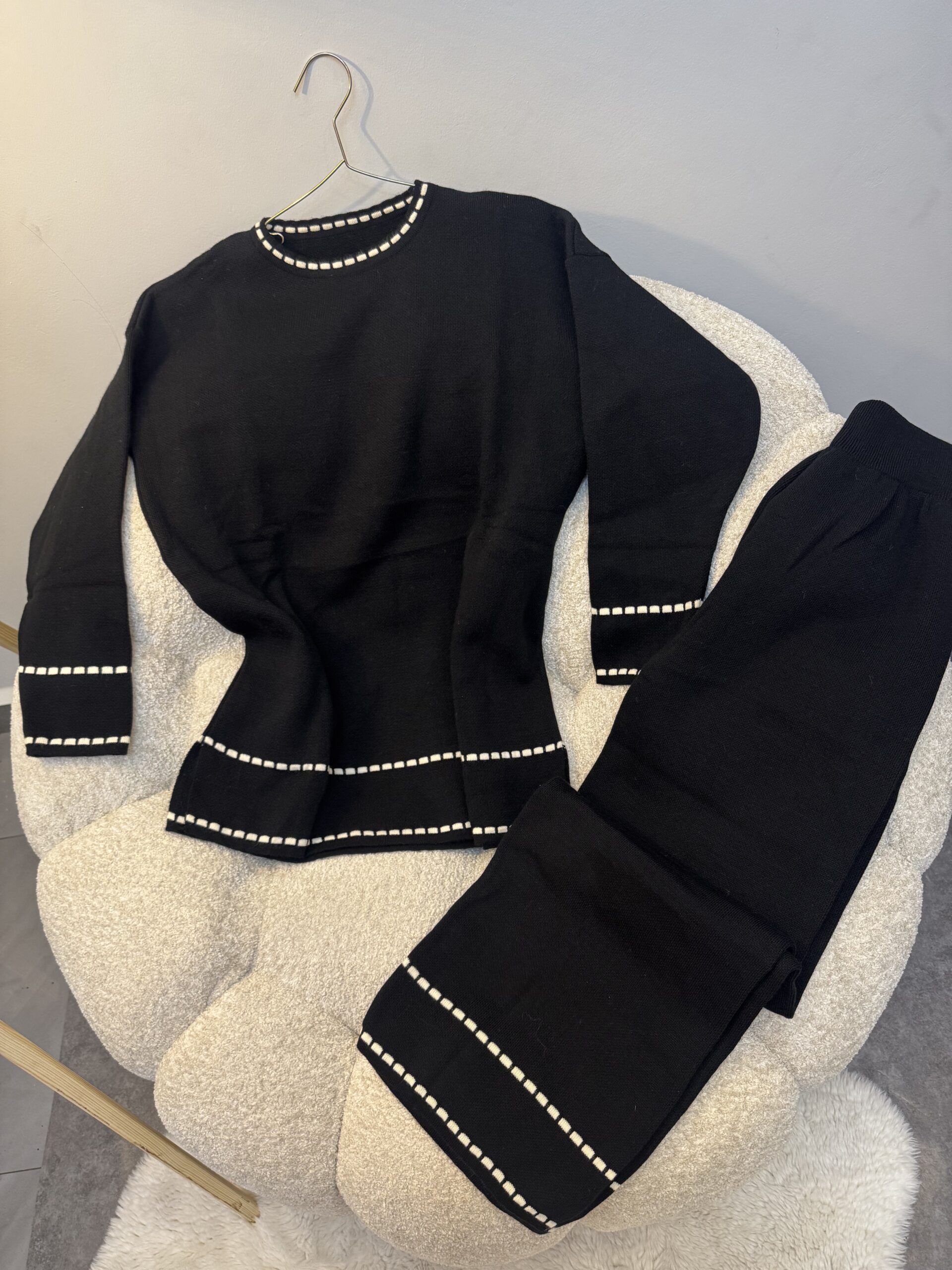 Ensemble vêtement Tina